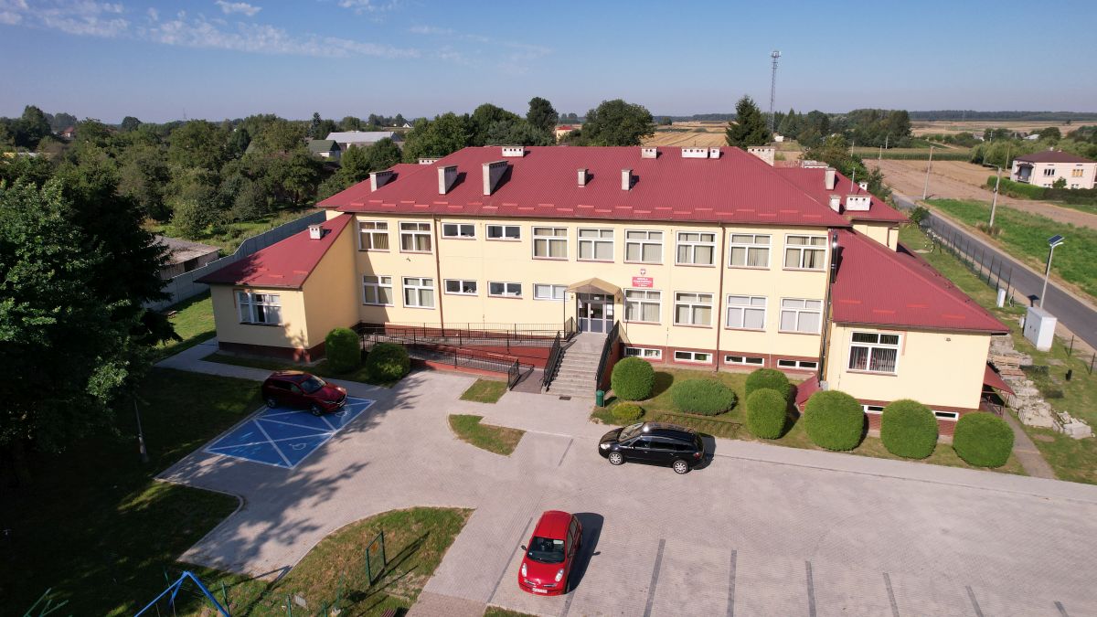 Termomodernizacja szkół w Nieliszu i Złojcu